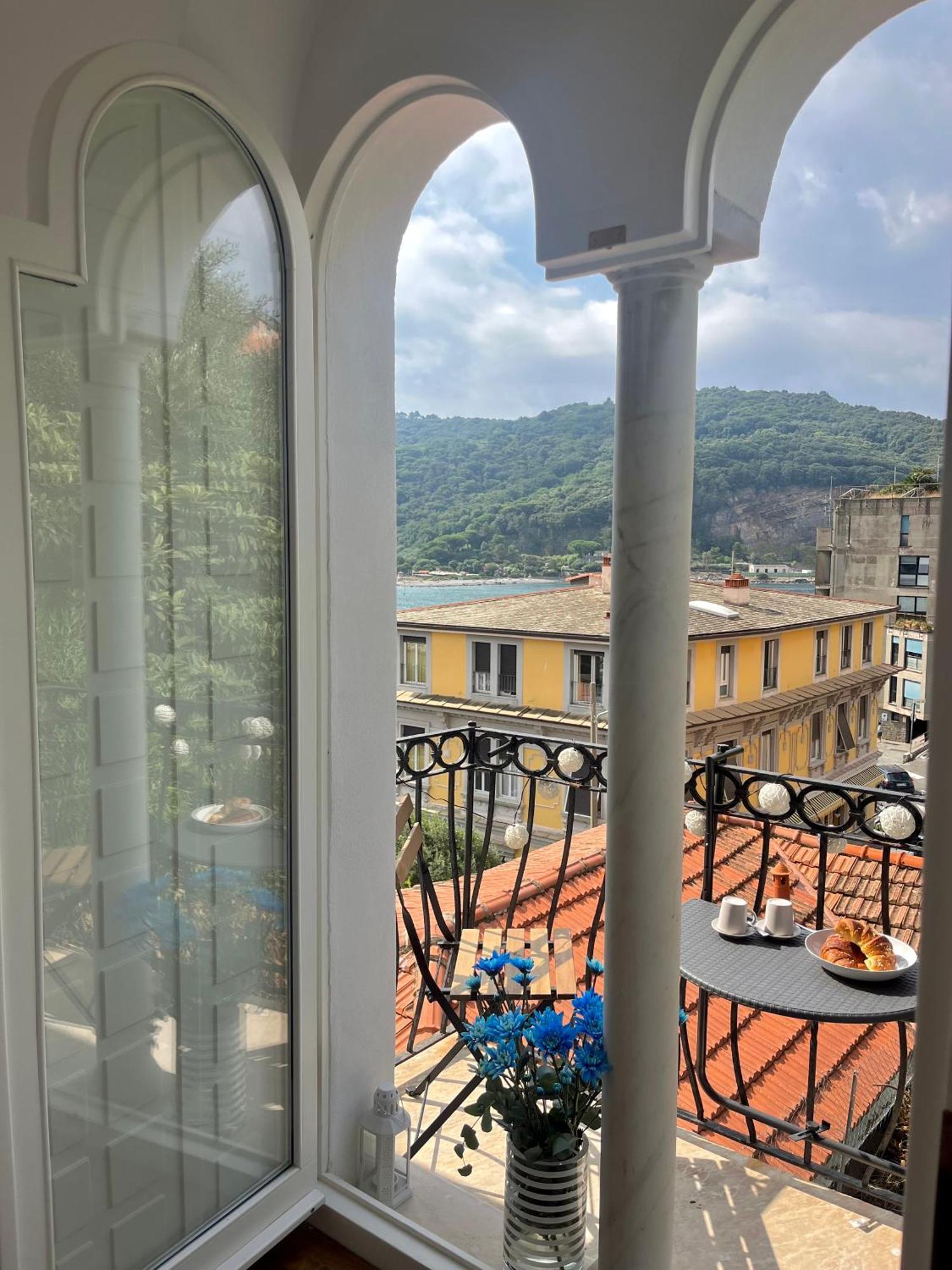 Le Finestre Veneris Hotel Porto Venere Exterior photo