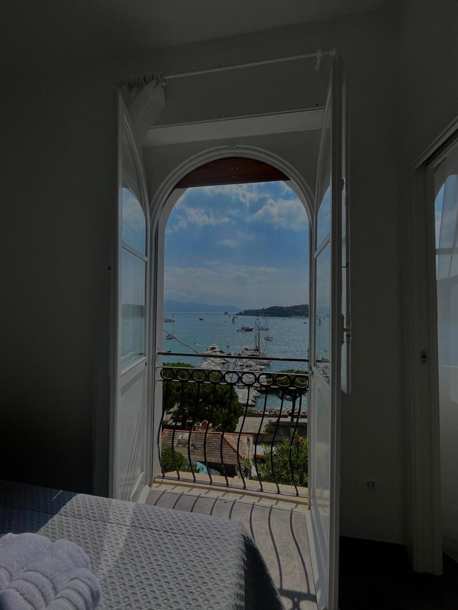Le Finestre Veneris Hotel Porto Venere Exterior photo