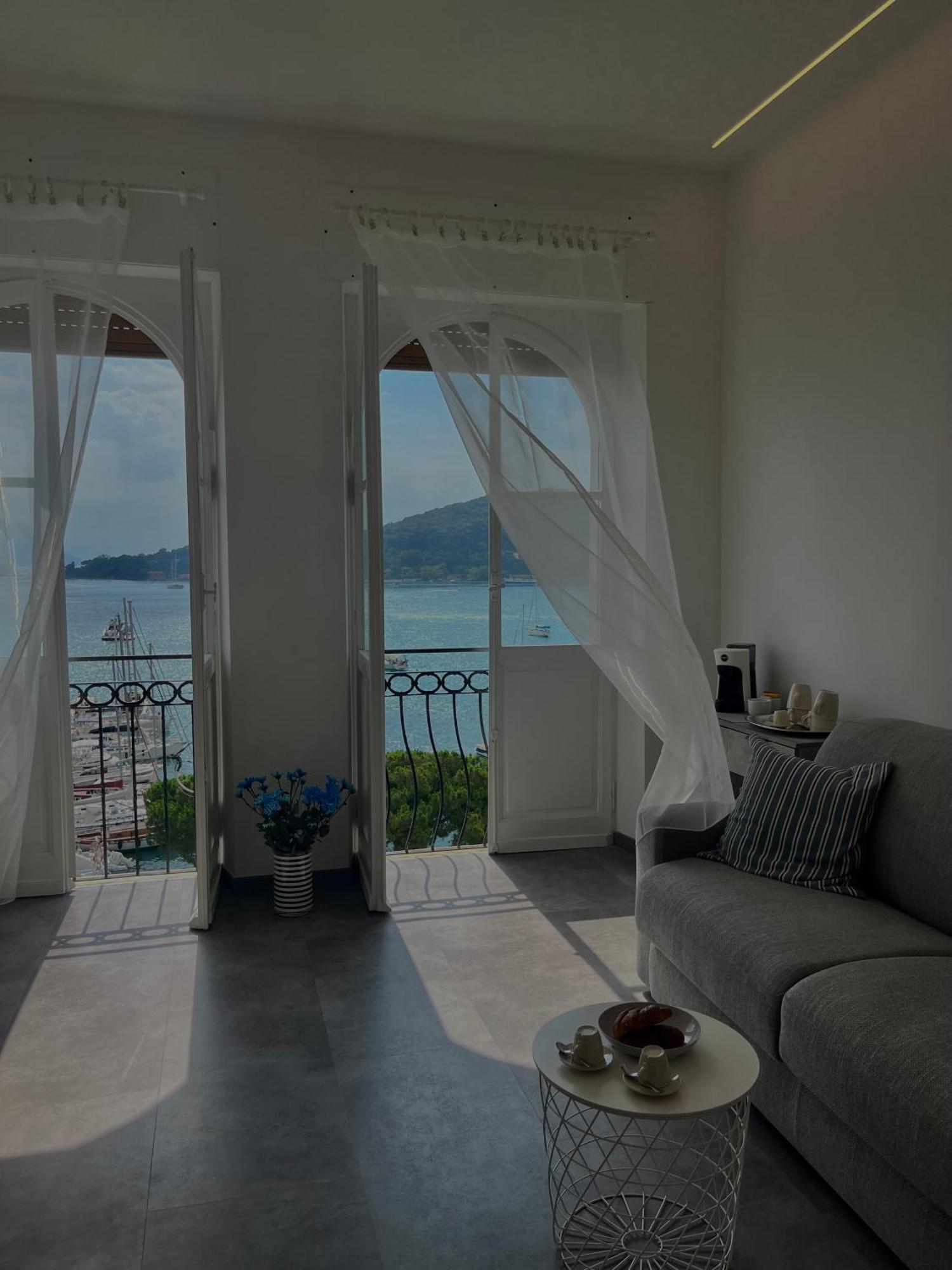 Le Finestre Veneris Hotel Porto Venere Exterior photo